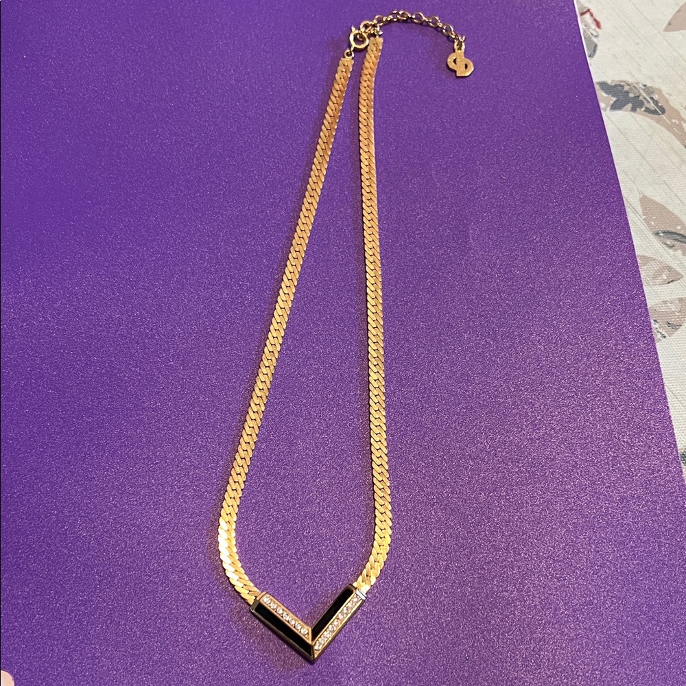 Dior Women's vintage necklace